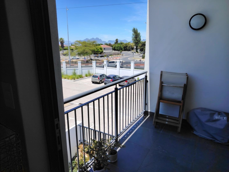 To Let 2 Bedroom Property for Rent in Sonstraal Heights Western Cape